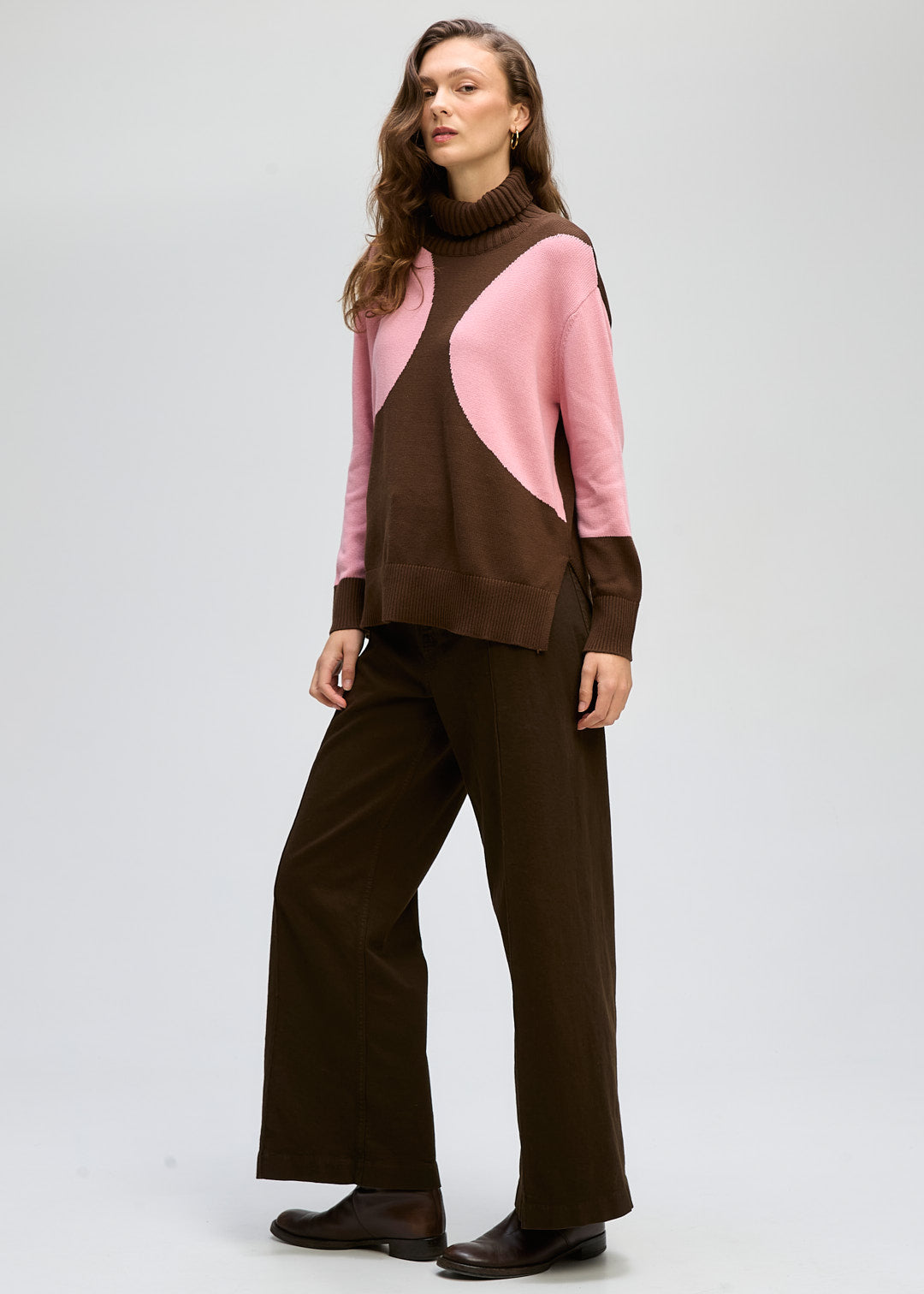 Spot On Roll Neck