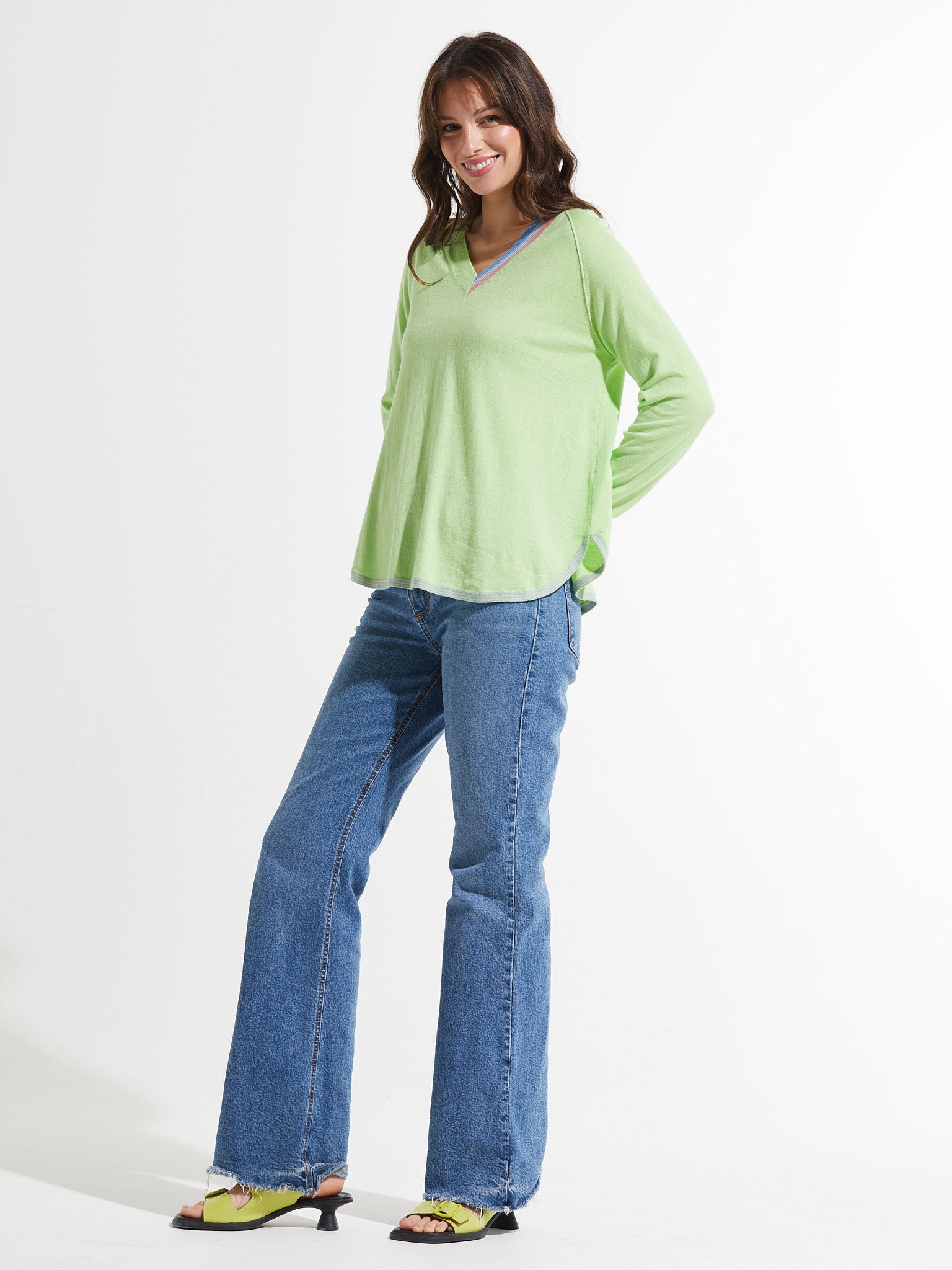Rounded Bottom V