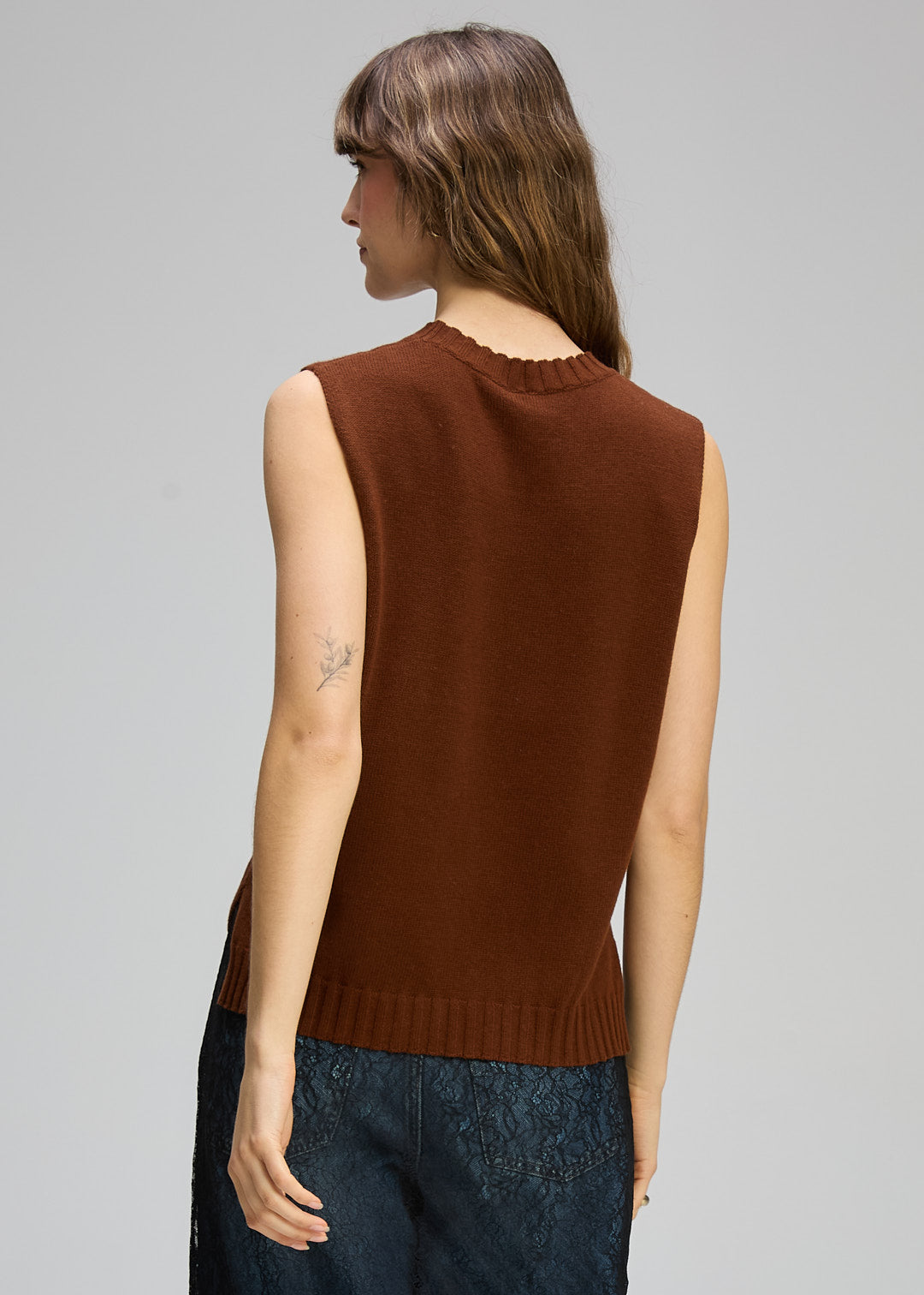 Vest Essential