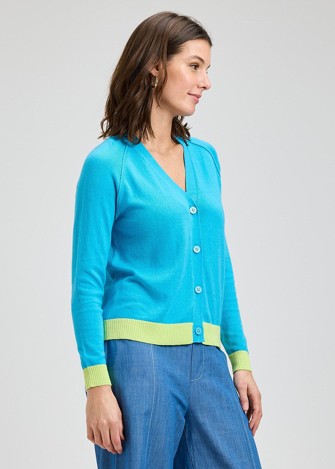 Essential Vee Cardi