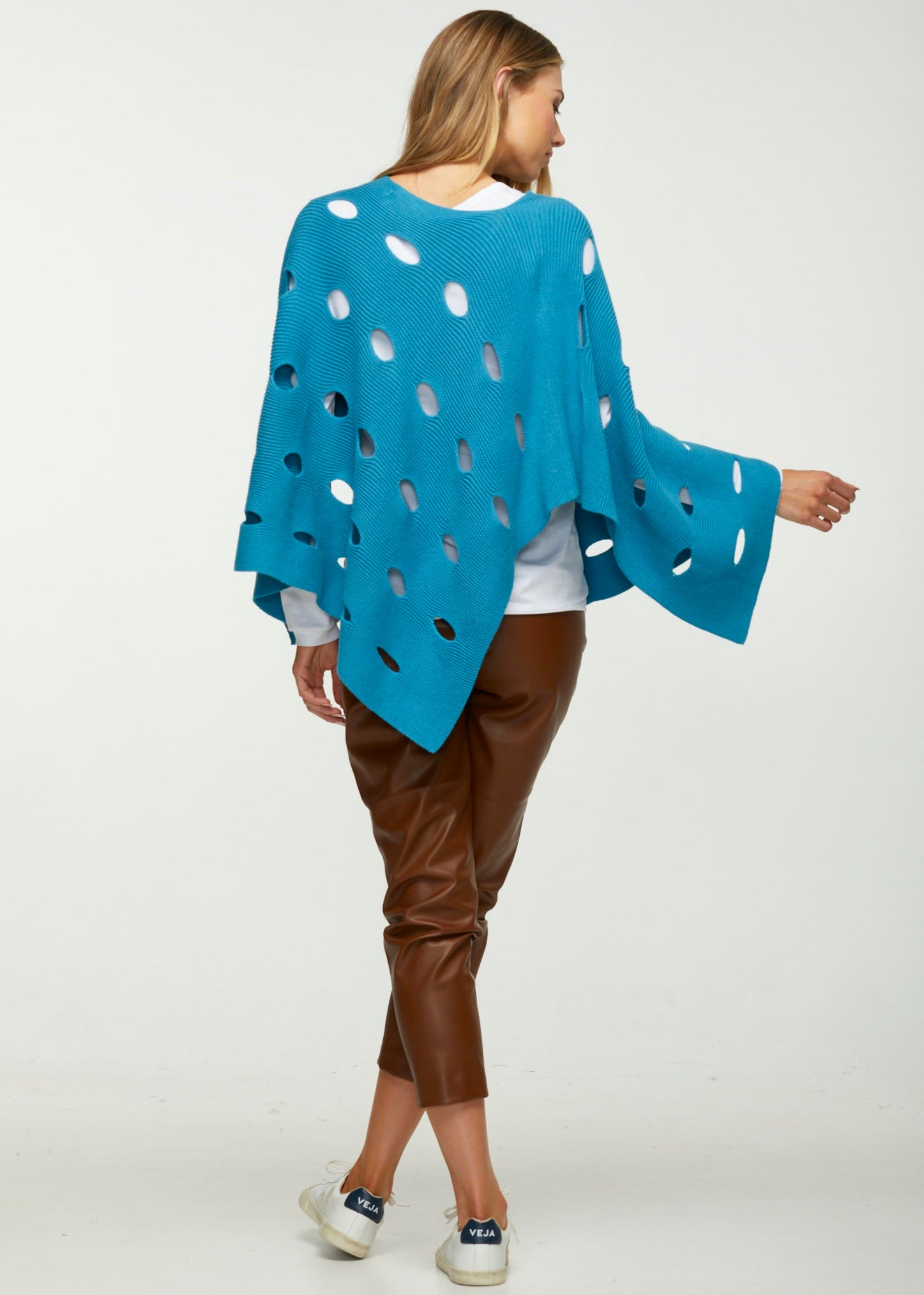 Split Detail Shawl