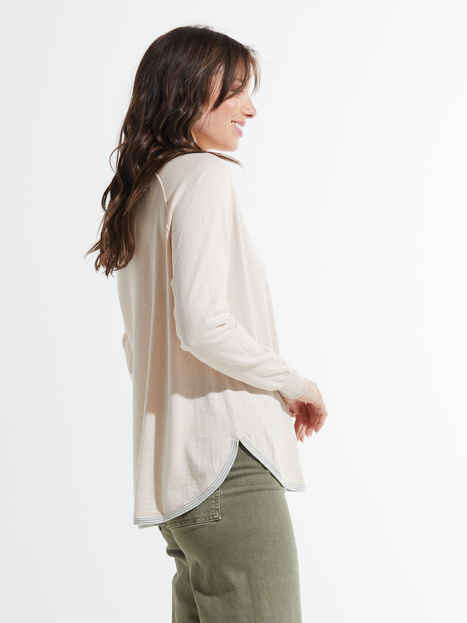 Rounded Bottom V