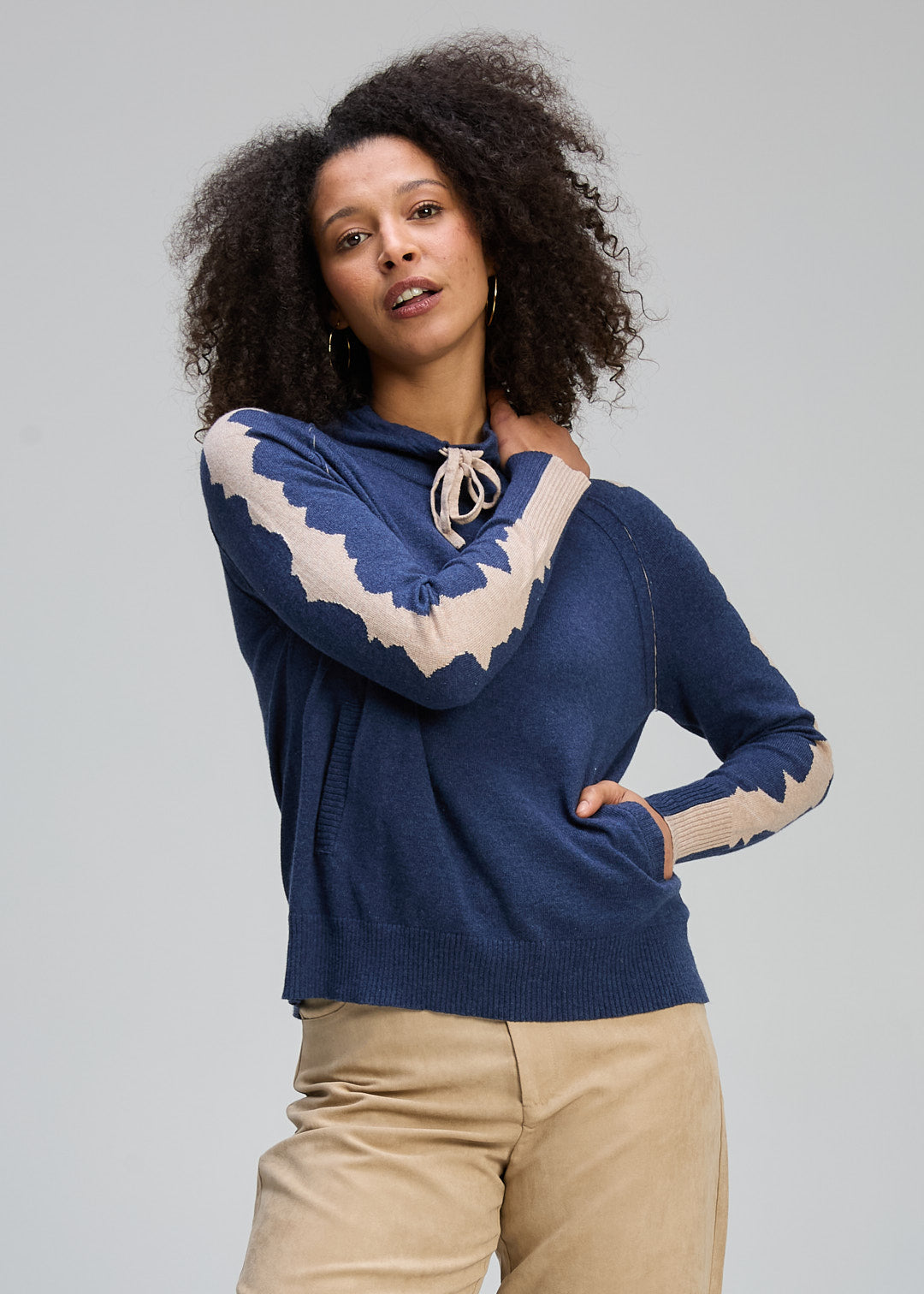 Graphic Neck Cord
