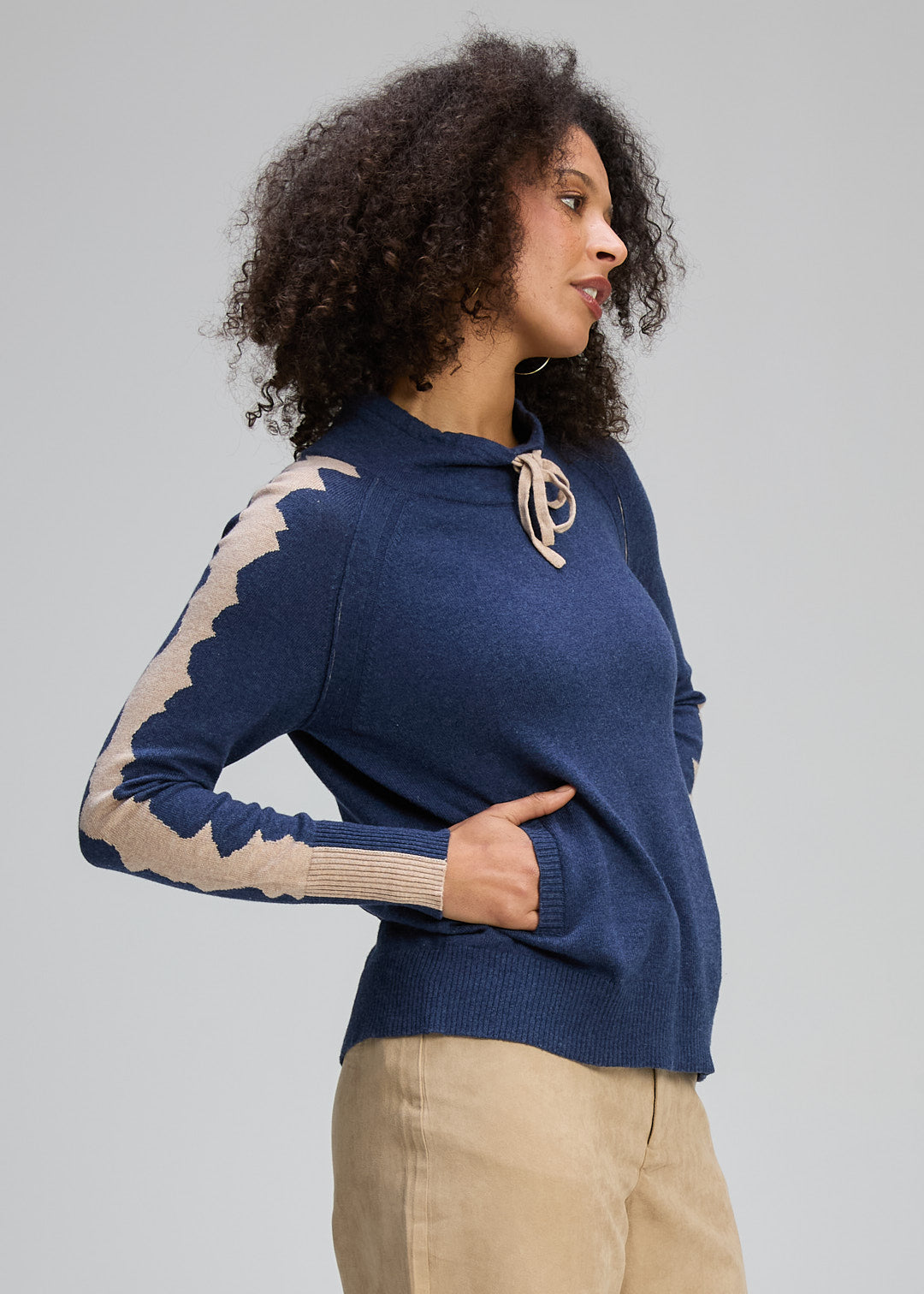 Graphic Neck Cord