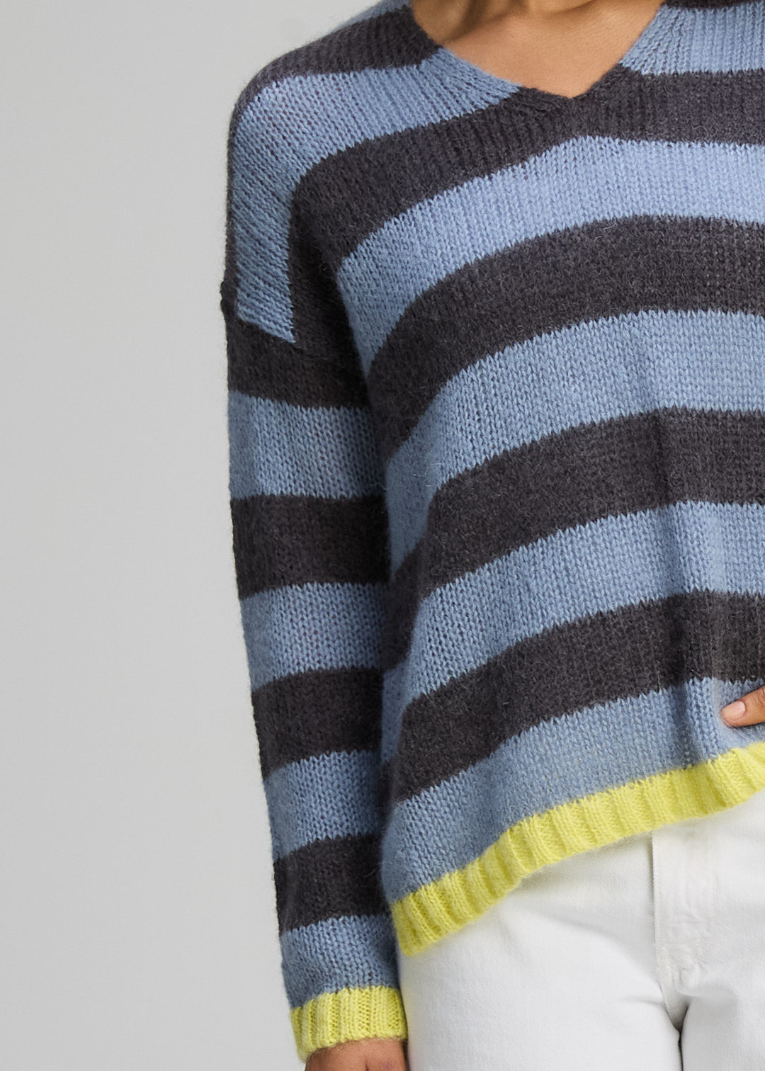 Cozy Kid Stripe V