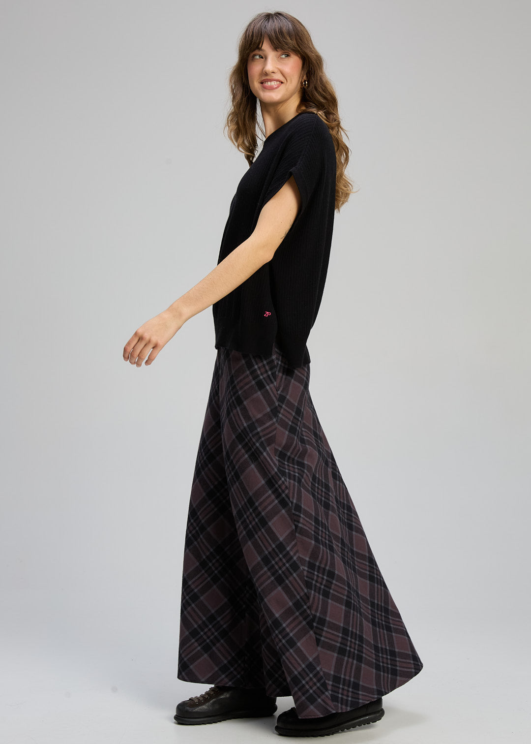 Sleeveless Crew Essential