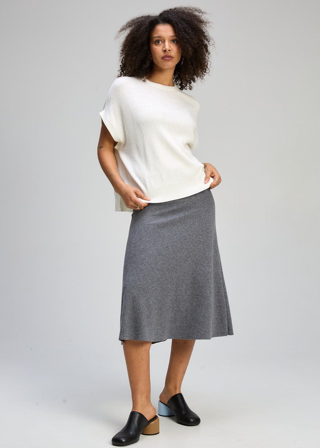 Sleeveless Crew Essential