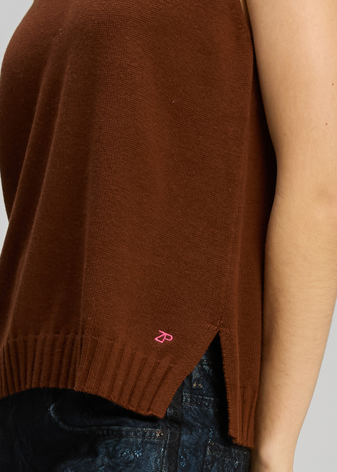 Vest Essential