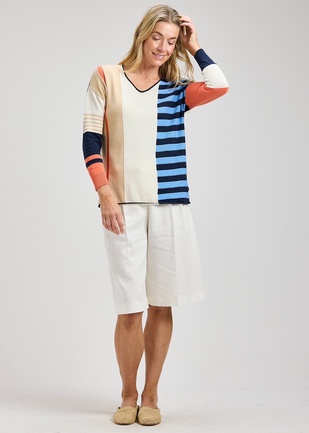Contrast Stripe Vee
