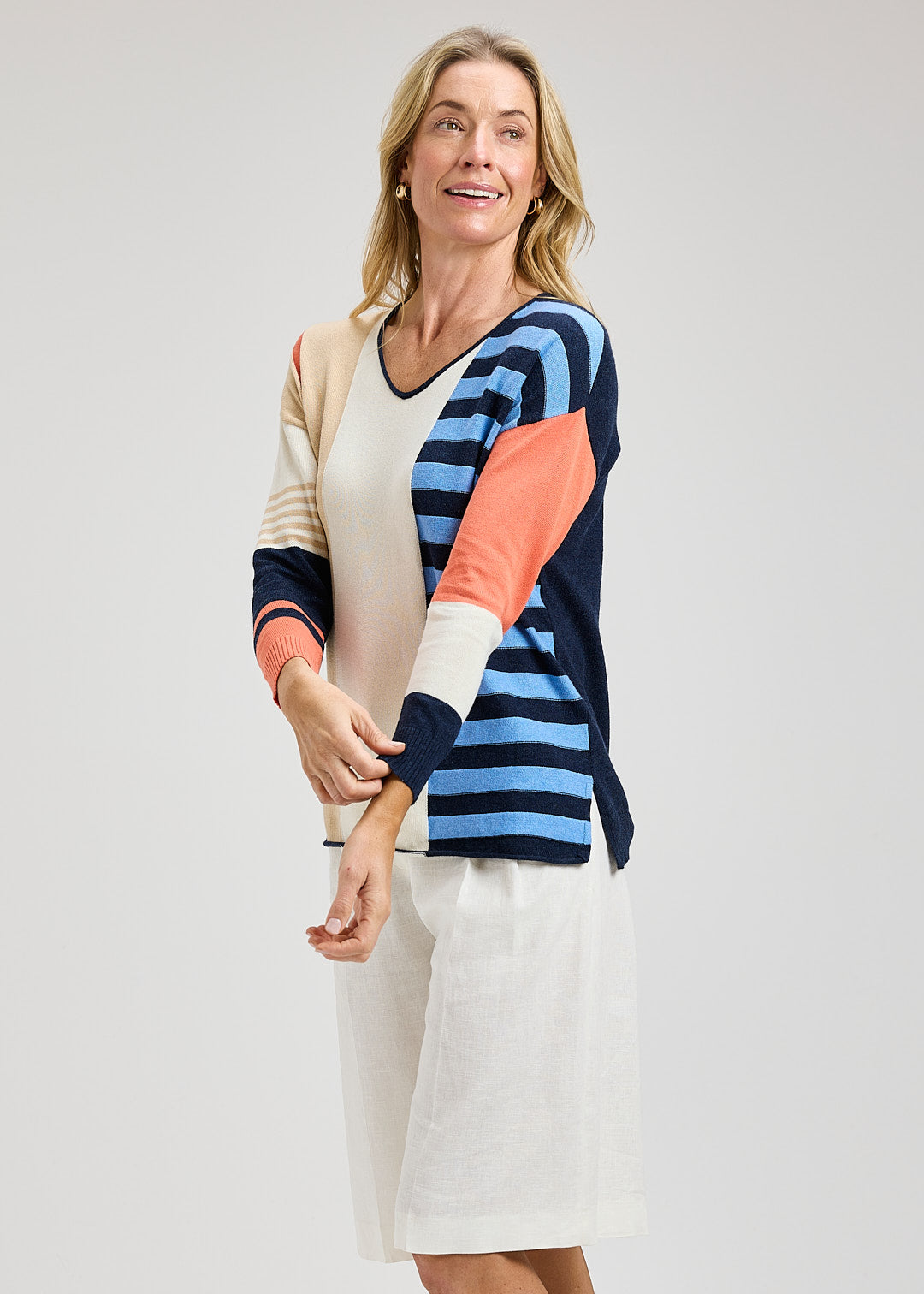 Contrast Stripe Vee
