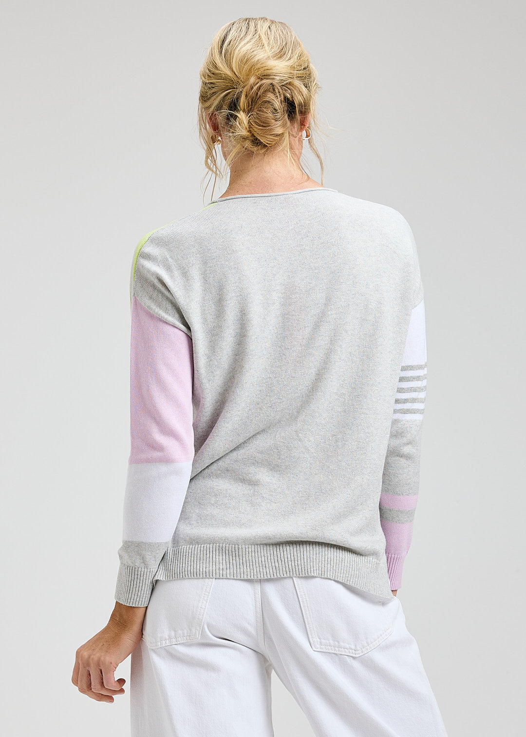 Contrast Stripe Vee