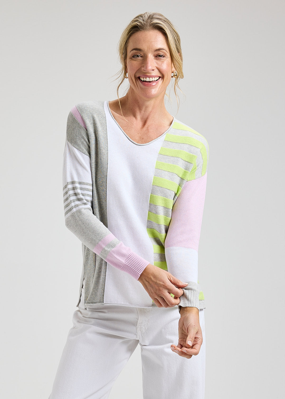 Contrast Stripe Vee